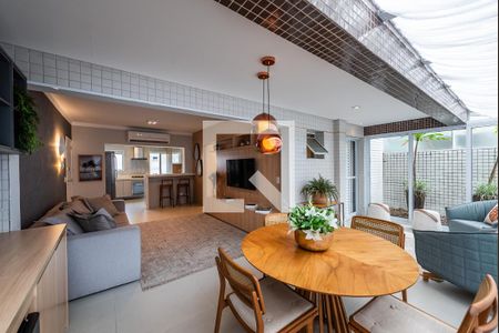 Apartamento para alugar com 2 quartos, 90m² em Gonzaga, Santos