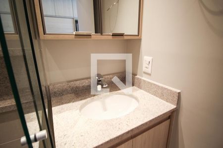 Banheiro de kitnet/studio para alugar com 1 quarto, 29m² em Planalto Paulista, São Paulo