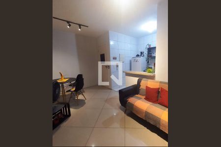 Sala de apartamento para alugar com 1 quarto, 63m² em Jacutinga, Mesquita