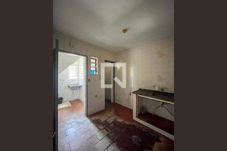 Cozinha 1 de casa à venda com 3 quartos, 48m² em Vila Moraes, São Paulo