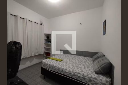Quarto de apartamento para alugar com 2 quartos, 65m² em Jacutinga, Mesquita
