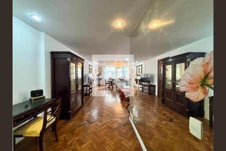 Sala de apartamento à venda com 3 quartos, 150m² em Copacabana, Rio de Janeiro