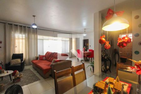 Sala de casa à venda com 6 quartos, 500m² em Vila Ema, São Paulo