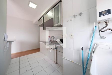 Sala/Cozinha de apartamento para alugar com 2 quartos, 48m² em Jardim Castelo, São Paulo