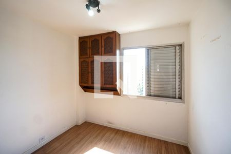 Quarto 01 de apartamento para alugar com 3 quartos, 78m² em Parque São Jorge, São Paulo