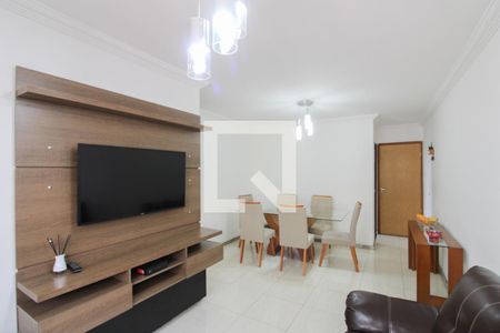 Sala de apartamento para alugar com 3 quartos, 75m² em Planalto, Belo Horizonte