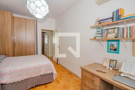 Quarto 1 de apartamento à venda com 2 quartos, 91m² em Rio Branco, Porto Alegre