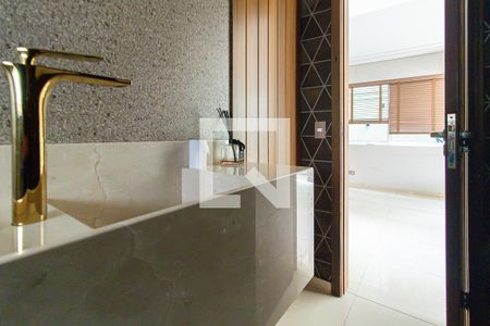 Lavabo de casa de condomínio para alugar com 4 quartos, 325m² em Santa Quiteria, Curitiba