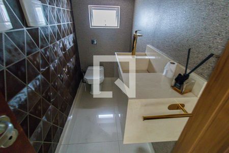 Lavabo de casa de condomínio para alugar com 4 quartos, 325m² em Santa Quiteria, Curitiba