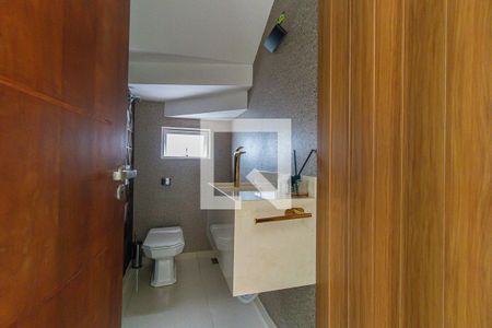 Lavabo de casa de condomínio para alugar com 4 quartos, 325m² em Santa Quiteria, Curitiba