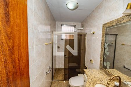 Apartamento para alugar com 3 quartos, 130m² em Santa Rosa, Belo Horizonte