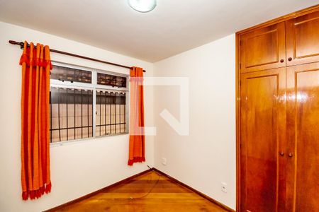 Apartamento para alugar com 3 quartos, 130m² em Santa Rosa, Belo Horizonte