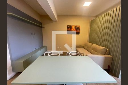 Quarto  de kitnet/studio para alugar com 1 quarto, 42m² em Centro, Florianópolis