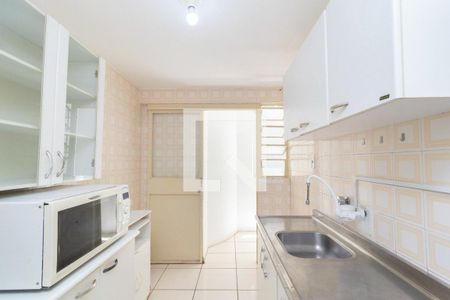 Cozinha  de apartamento para alugar com 2 quartos, 62m² em Medianeira, Porto Alegre