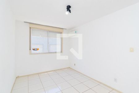 Quarto 1 de apartamento para alugar com 2 quartos, 62m² em Medianeira, Porto Alegre
