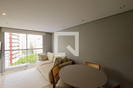 Sala de estar e jantar de apartamento para alugar com 2 quartos, 100m² em Brooklin, São Paulo