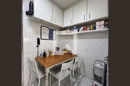 Apartamento à venda com 3 quartos, 107m² em Vila Uberabinha, São Paulo