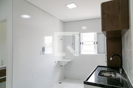 Cozinha e Área de Serviço de kitnet/studio para alugar com 1 quarto, 18m² em Pompéia, Belo Horizonte