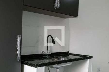 Cozinha e Área de Serviço de kitnet/studio para alugar com 1 quarto, 19m² em Pompéia, Belo Horizonte