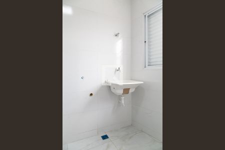 Cozinha e Área de Serviço de kitnet/studio para alugar com 1 quarto, 19m² em Pompéia, Belo Horizonte