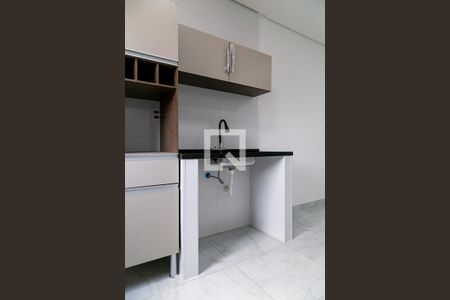 Cozinha e Área de Serviço de kitnet/studio para alugar com 1 quarto, 20m² em Pompéia, Belo Horizonte