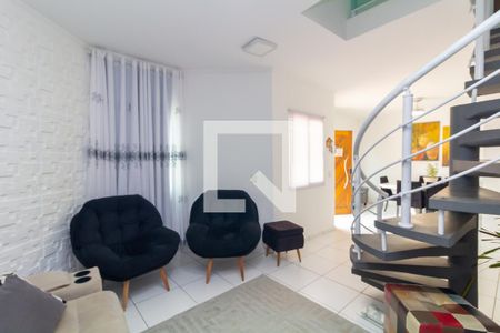 Sala de casa de condomínio à venda com 3 quartos, 169m² em Vila Jacuí, São Paulo