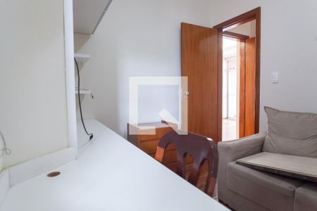 quarto 1 de apartamento para alugar com 4 quartos, 90m² em Buritis, Belo Horizonte
