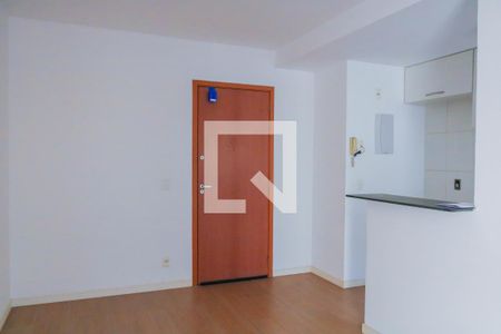 Sala de apartamento para alugar com 2 quartos, 50m² em Todos Os Santos, Rio de Janeiro