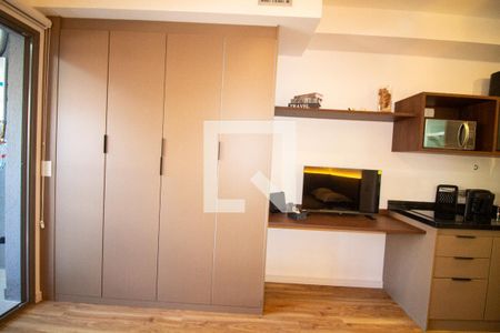Sala / Quarto - Studio de kitnet/studio para alugar com 1 quarto, 29m² em Santo Amaro, São Paulo