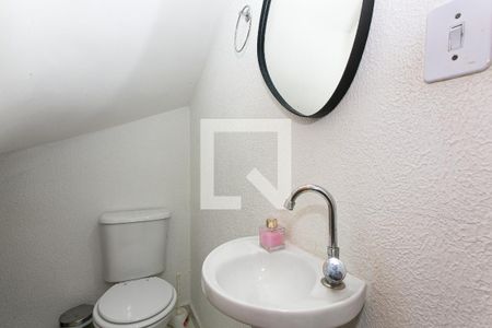 Lavabo de casa para alugar com 3 quartos, 73m² em Penha de França, São Paulo