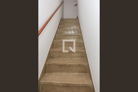 Escada de Entrada de casa à venda com 3 quartos, 230m² em Vila Romana, São Paulo