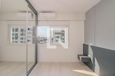 Suíte de apartamento à venda com 2 quartos, 65m² em São Sebastião, Porto Alegre