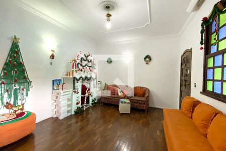 Sala de casa para alugar com 4 quartos, 224m² em Nova Floresta, Belo Horizonte