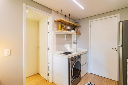 Cozinha de apartamento para alugar com 1 quarto, 28m² em Ferreira, São Paulo