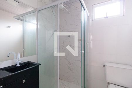 Banheiro de casa para alugar com 1 quarto, 45m² em Jardim Boa Vista, Carapicuíba