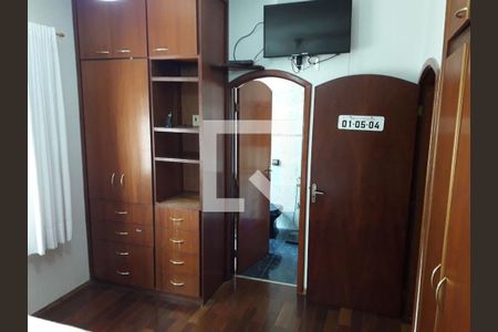 Casa à venda com 3 quartos, 235m² em Vila Santa Isabel, Campinas