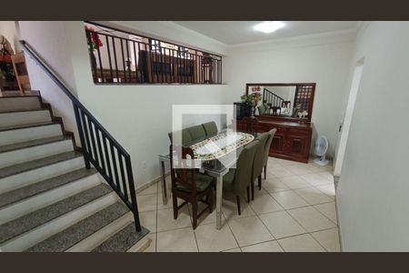 Casa à venda com 4 quartos, 327m² em Parque Alto Taquaral, Campinas