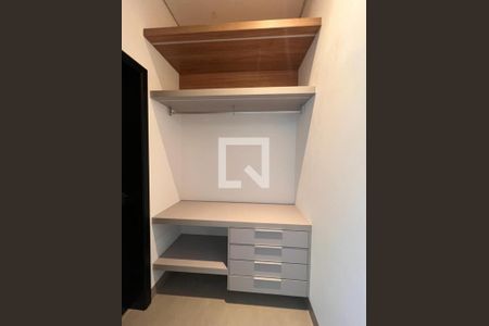 Casa de Condomínio à venda com 3 quartos, 282m² em Swiss Park, Campinas