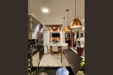 Casa de Condomínio à venda com 4 quartos, 360m² em Swiss Park, Campinas