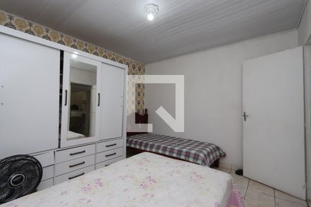 Quarto 1 de casa para alugar com 2 quartos, 270m² em São Lucas, São Paulo