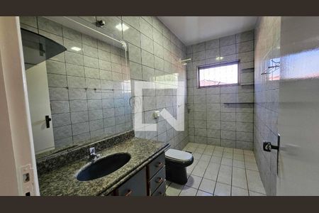 Banheiro Social de casa para alugar com 4 quartos, 370m² em Parque Anhanguera, Goiânia