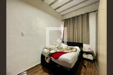 Quarto 1 de casa à venda com 2 quartos, 120m² em Cachoeirinha, Belo Horizonte
