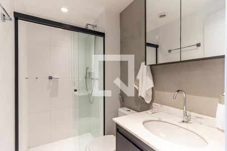 Banheiro de kitnet/studio para alugar com 1 quarto, 27m² em Vila Buarque, São Paulo