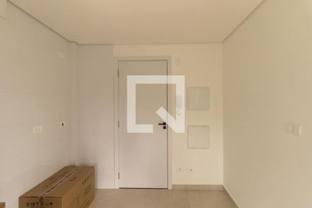 Sala/Cozinha de apartamento para alugar com 1 quarto, 30m² em Cristo Rei, Curitiba