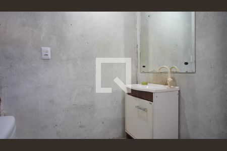 Banheiro quarto 1 de casa à venda com 2 quartos, 82m² em Vila Nova, Porto Alegre