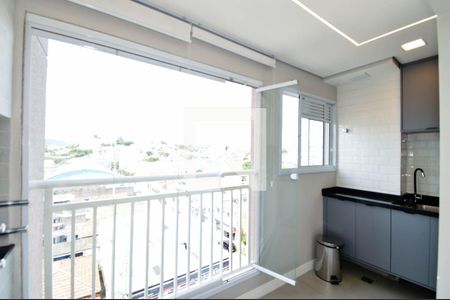 Varanda da Sala de apartamento à venda com 2 quartos, 52m² em Vila Galvão, Guarulhos