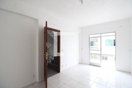 Sala de apartamento para alugar com 3 quartos, 72m² em Taquara, Rio de Janeiro
