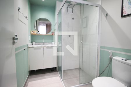 Banheiro de kitnet/studio para alugar com 1 quarto, 27m² em Vila Nova Conceição, São Paulo