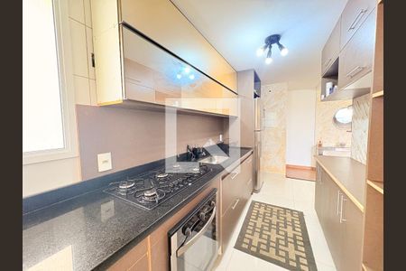 Cozinha de apartamento à venda com 2 quartos, 78m² em Jardim Ermida I, Jundiaí