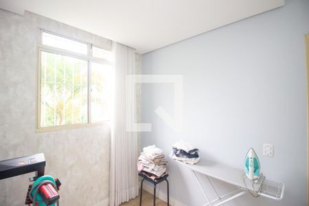 Quarto 1 de apartamento à venda com 2 quartos, 54m² em Califórnia, Belo Horizonte